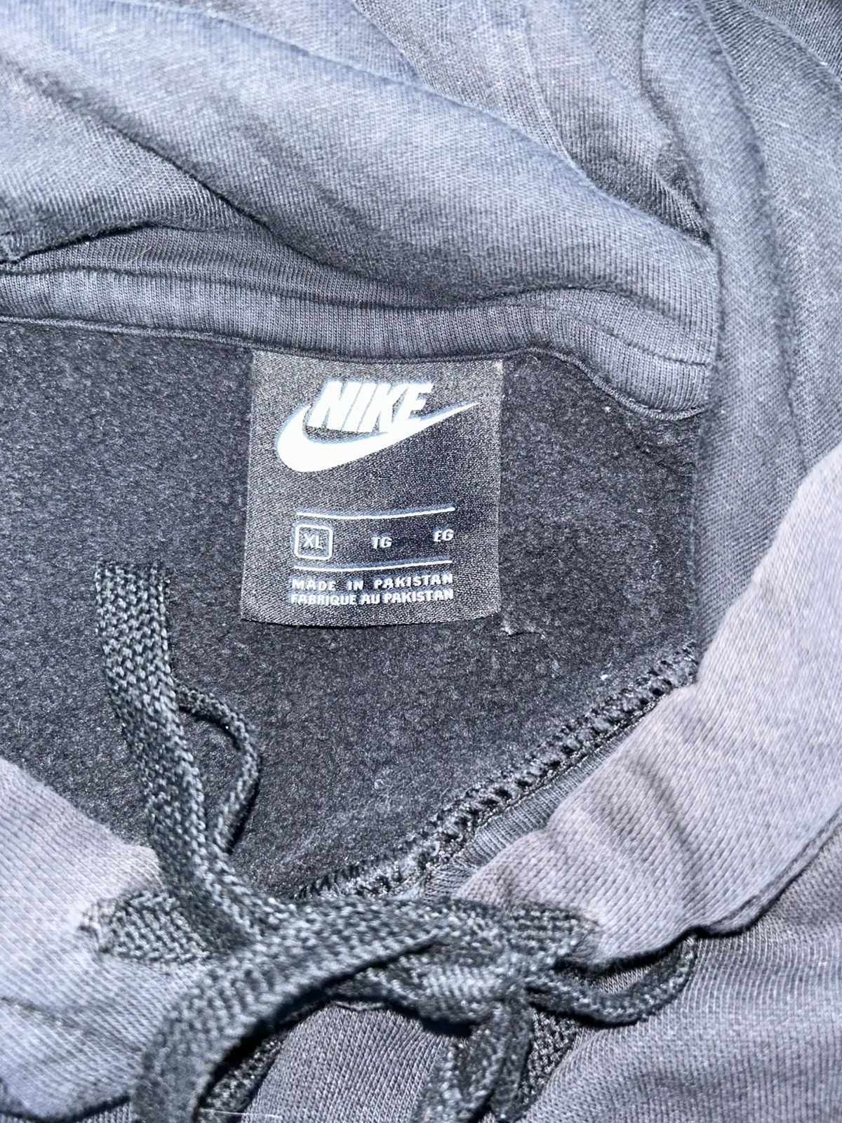 Nike × Vintage Vintage 2007 Nike Hoodie Size US XL / EU 56 / 4 - 2 Thumbnail