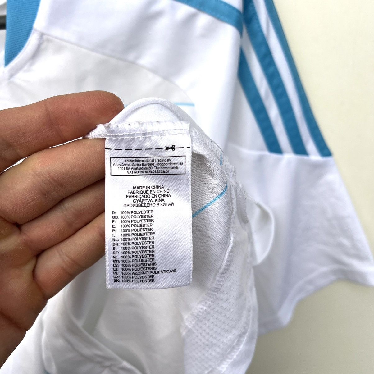 Adidas OLYMPIQUE MARSEILLE 2010 2011 SHIRT FOOTBALL SOCCER ADIDAS Size US L / EU 52-54 / 3 - 9 Thumbnail