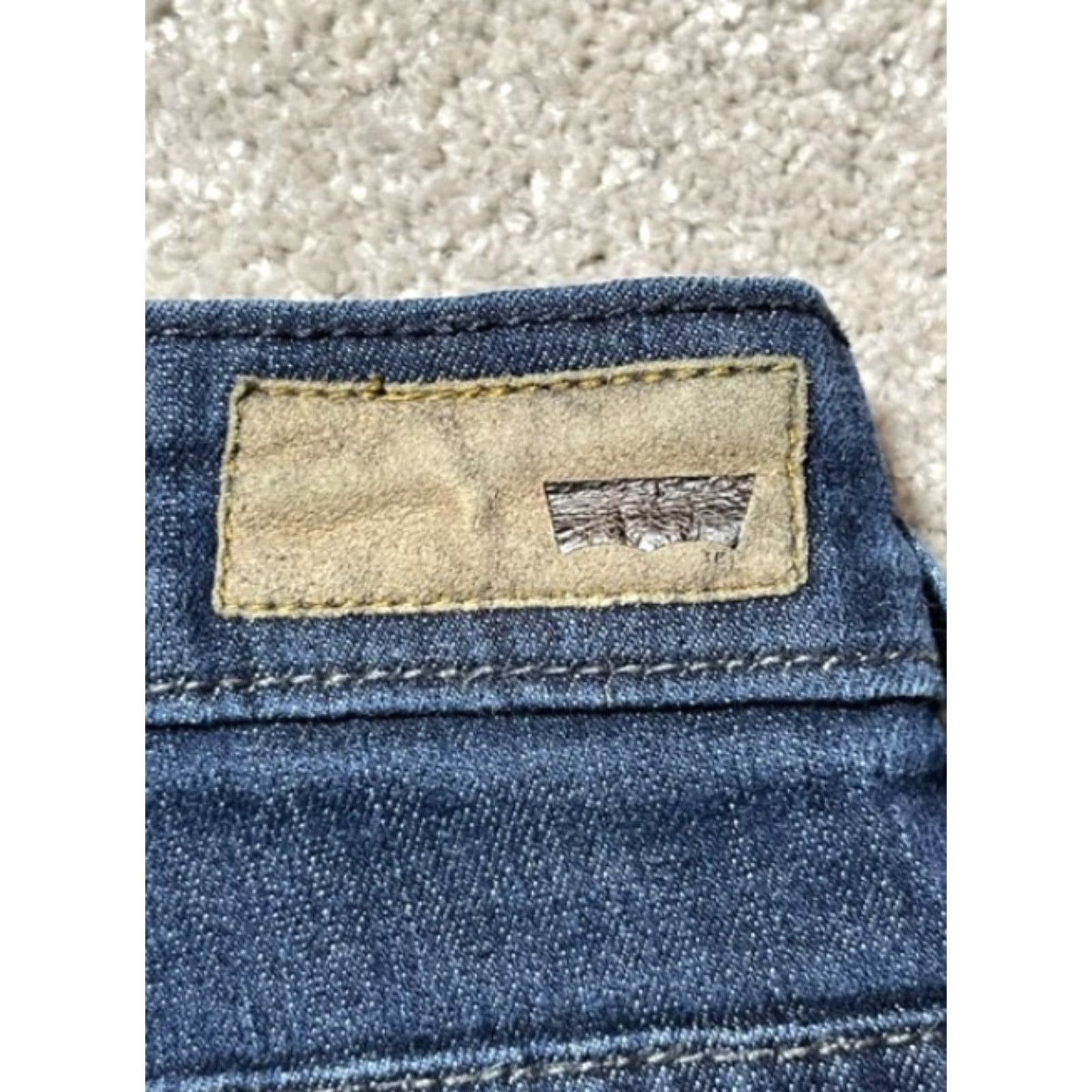 Levi's Levi's Legging Skinny Jeans Womens 14M 32x32 Dark Wash Blue Denim Jeans Regular Womens Size 24" / US 00 / IT 34 - 7 Thumbnail