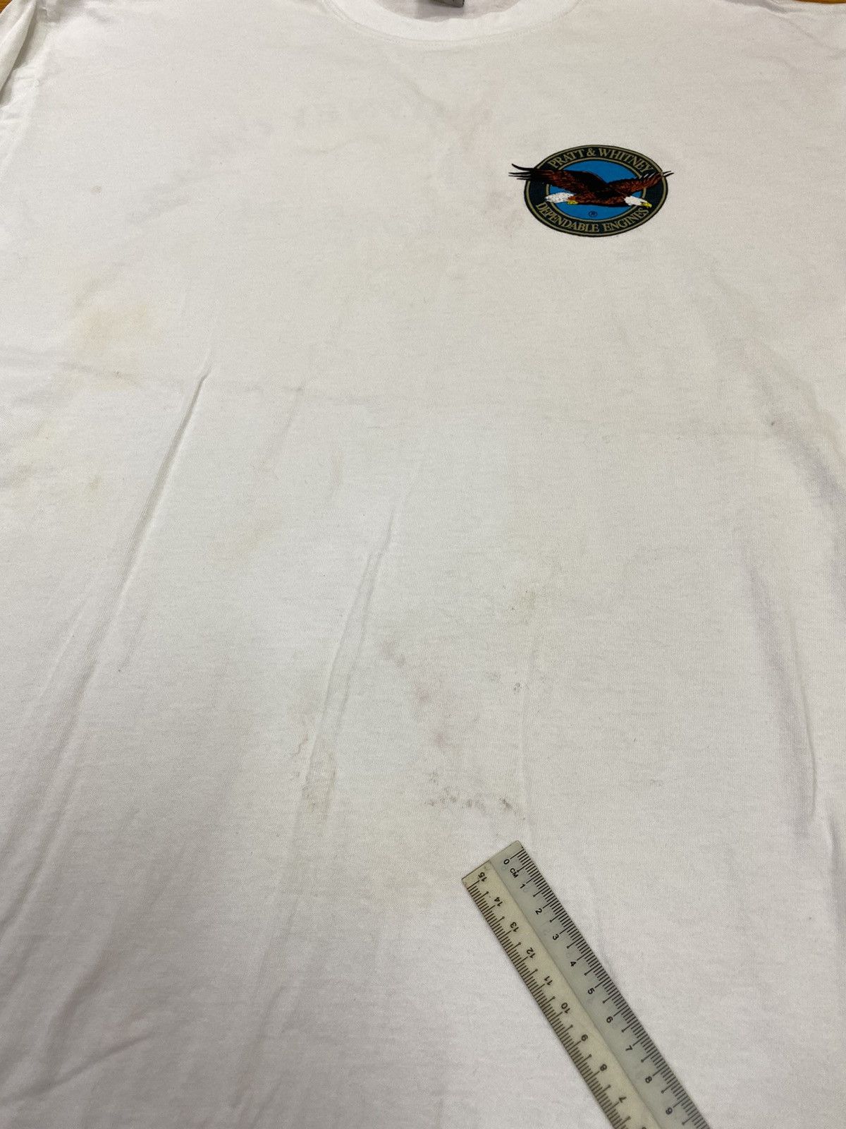 Vintage Vintage 90s Asian Pratt & Whitney Canada Tee Size US L / EU 52-54 / 3 - 7 Thumbnail
