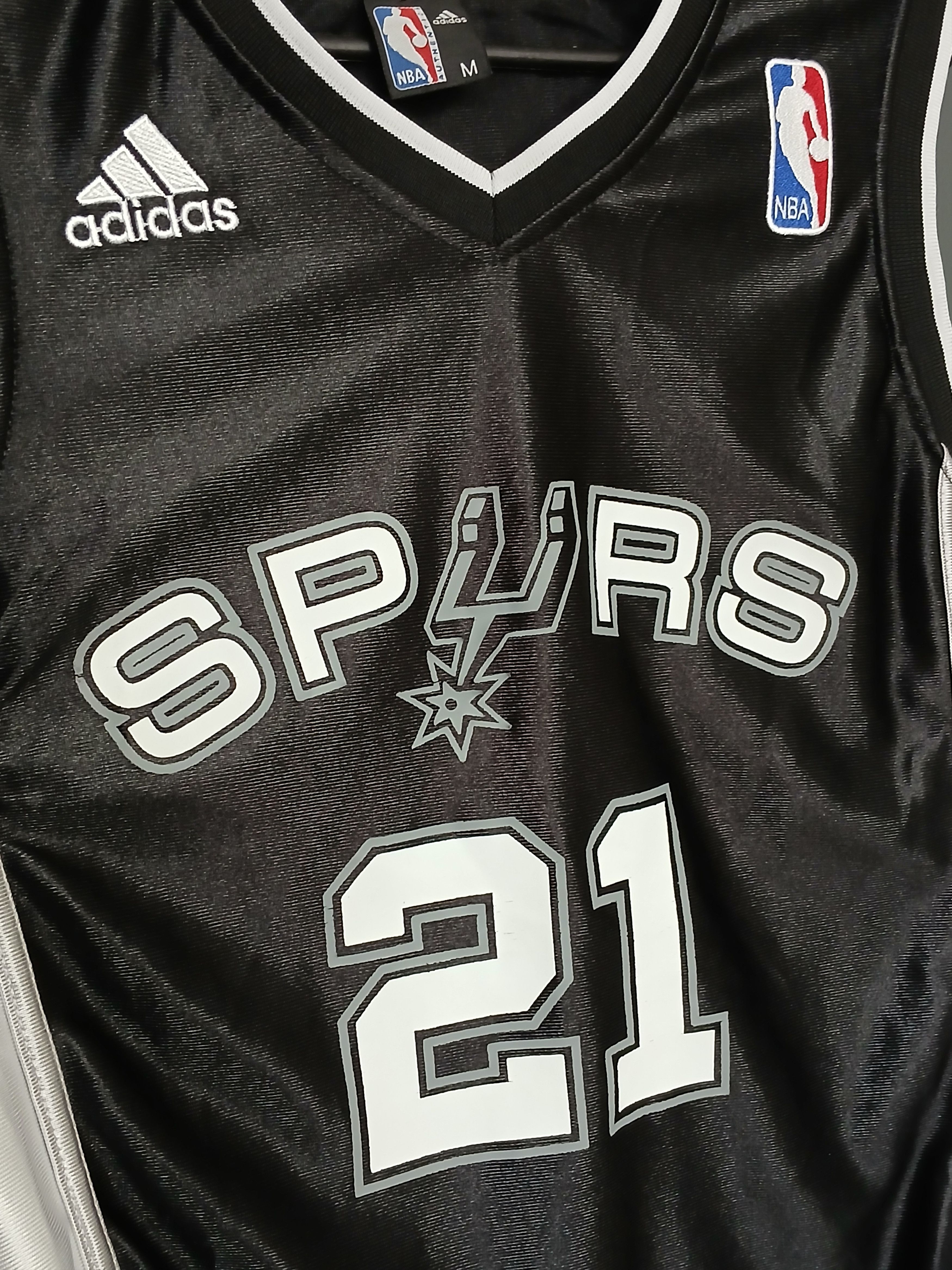 NBA NBA San Antonio Spurs Duncan Basketball Jersey Size US M / EU 48-50 / 2 - 3 Thumbnail
