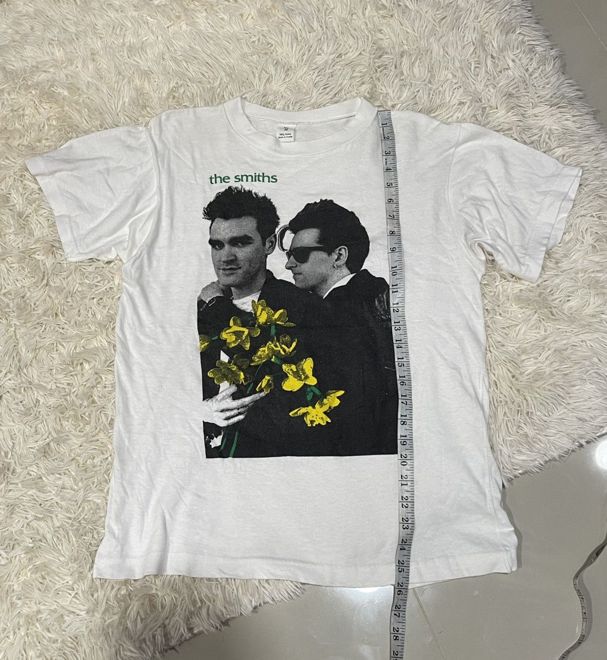 Band Tees Vintage Morrissey and Johnny Mar The Smiths t shirt indie Size US M / EU 48-50 / 2 - 6 Thumbnail