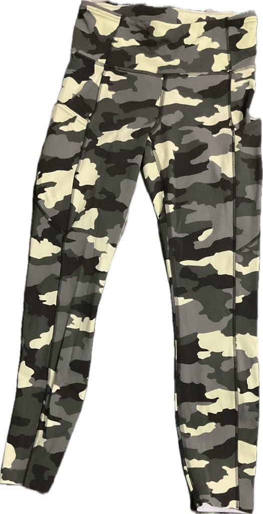 Lululemon Wunder train high rise crop tights with pockets Size 28" / US 6 / IT 42 - 1 Thumbnail