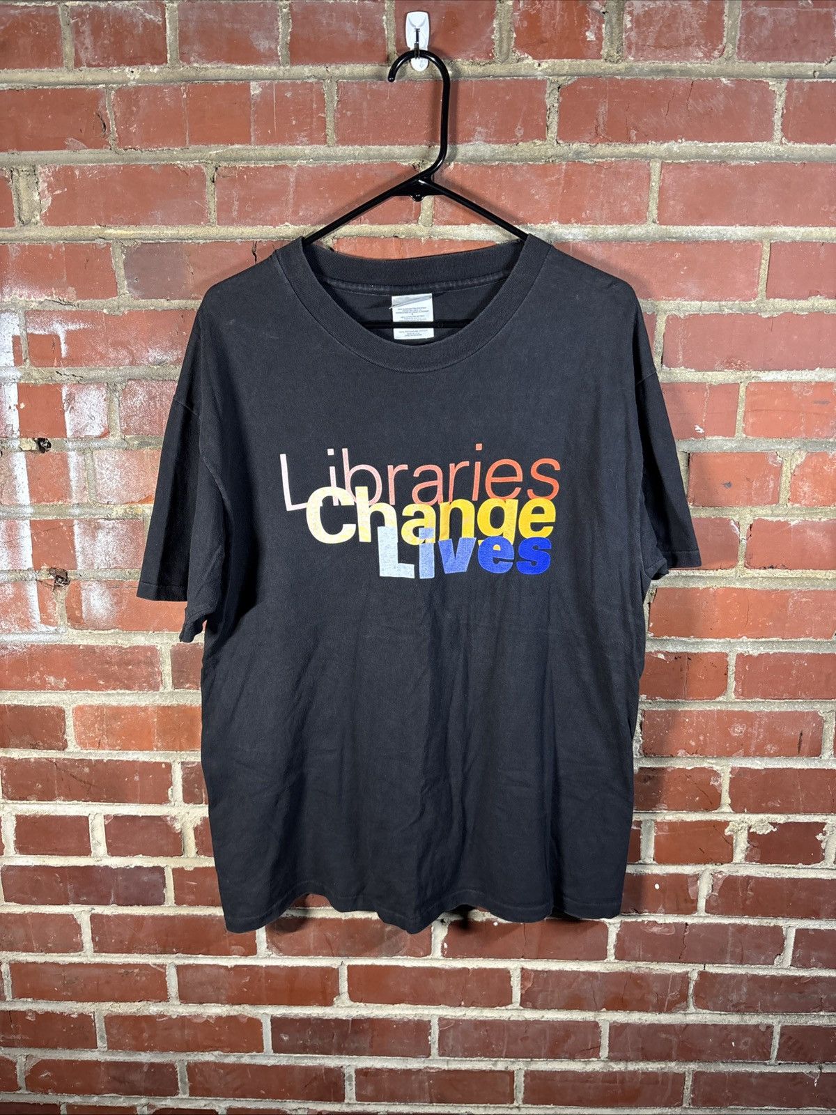 Hanes Vintage 90s Libraries Change Lives Shirt USA Made Sz Large Size US L / EU 52-54 / 3 - 1 Thumbnail