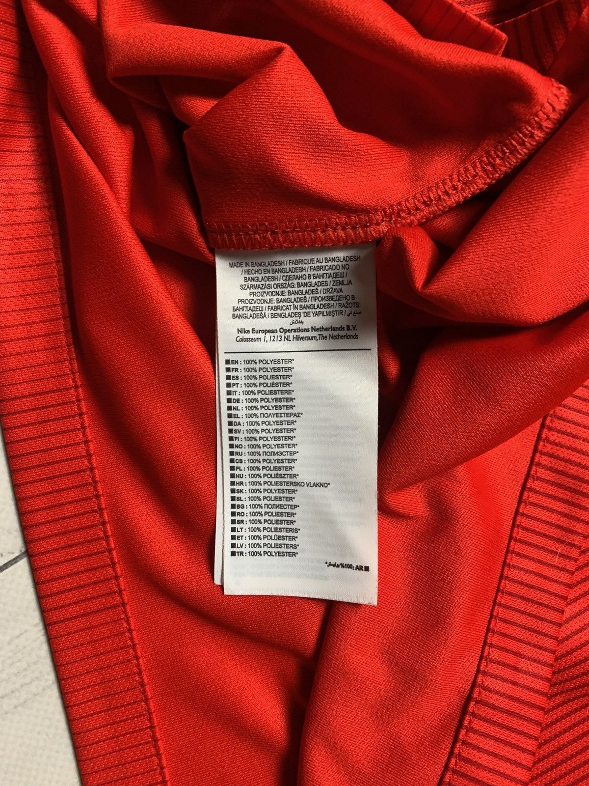 Nike × Vintage Vintage Nike England soccer jersey size L red logo Size US L / EU 52-54 / 3 - 5 Thumbnail