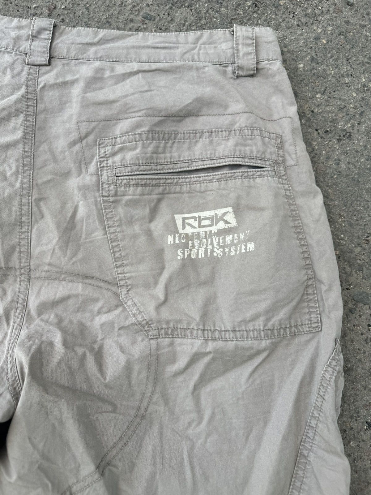 Japanese Brand × Reebok × Vintage Vintage Reebok Parachute Pants Baggy Cargo utility Size US 34 / EU 50 - 13 Thumbnail