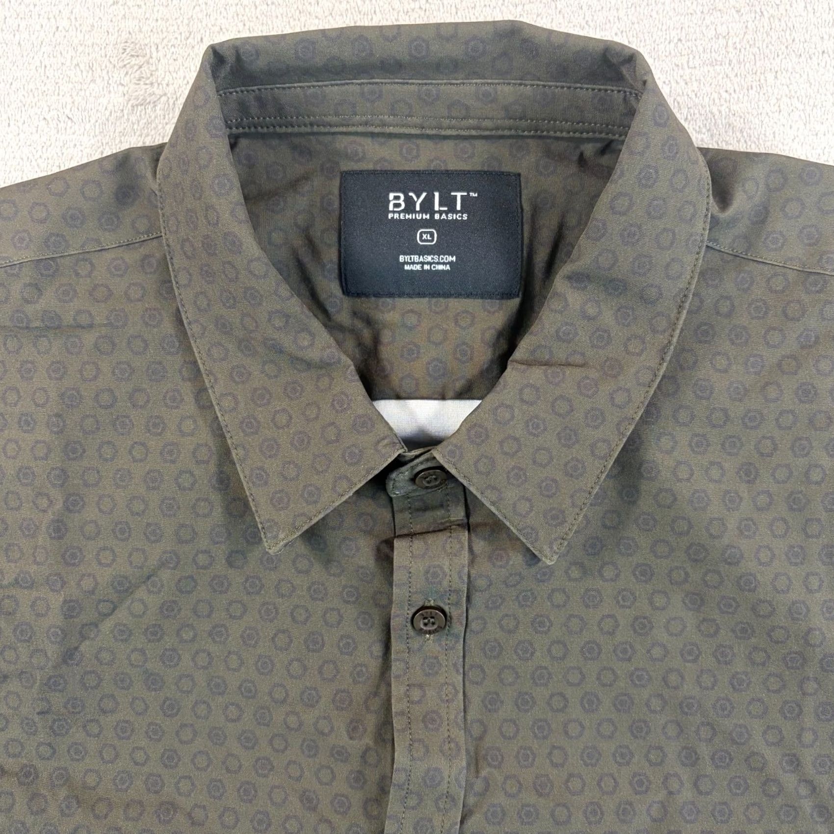 Rivieras BYLT Riviera Shirt Men XL Green Geometric Button-Up Casual Shirt Ss Short Sleeve Size US XL / EU 56 / 4 - 3 Thumbnail