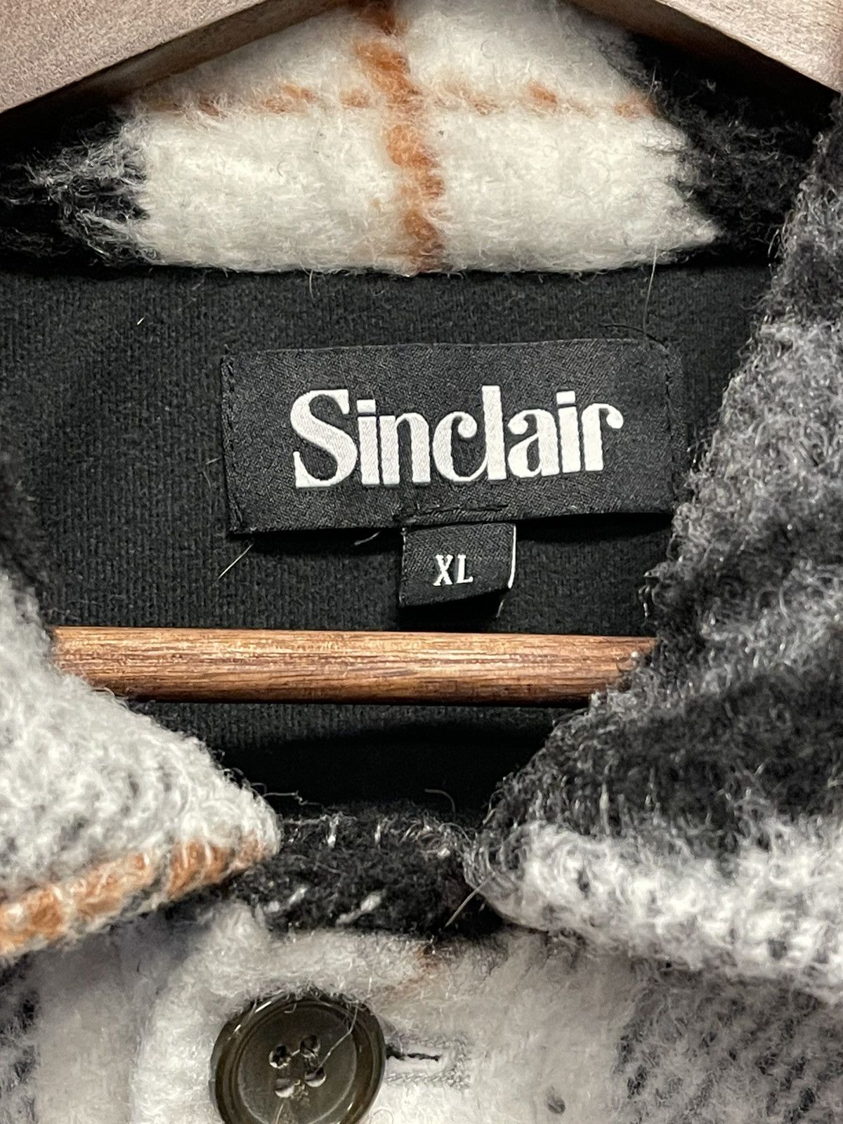 Sinclair Global Size XL - Sinclair Global Flannel Button Up “SOLD OUT” Size US XL / EU 56 / 4 - 5 Thumbnail