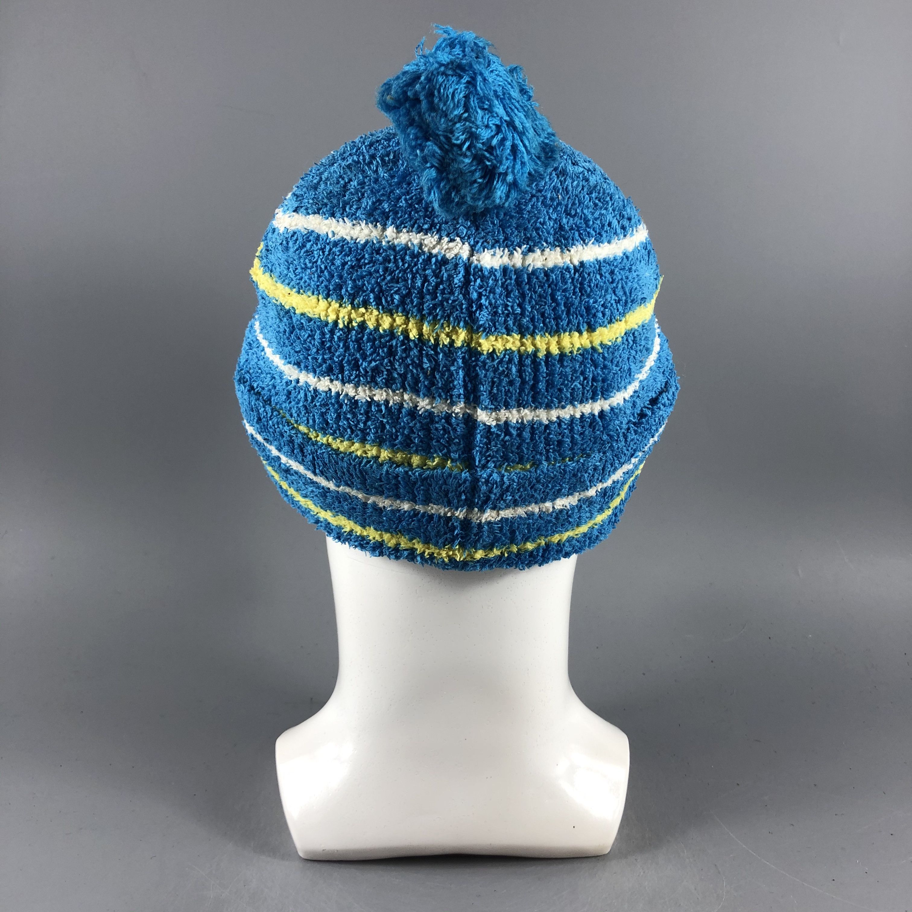 Disney × Mickey Mouse × Vintage Mickey Stripe Bobble Beanie Snow Hat Snow Cap -D311 Size ONE SIZE - 2 Thumbnail