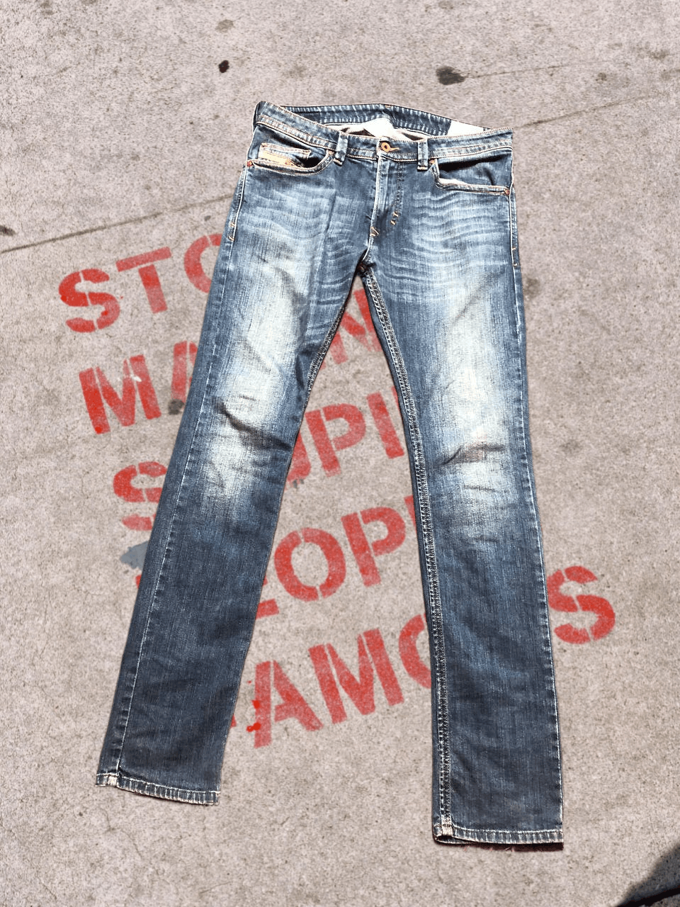 DIESEL THAVAR Men’s Vintage Wash Jeans Regular Fit W32 L32