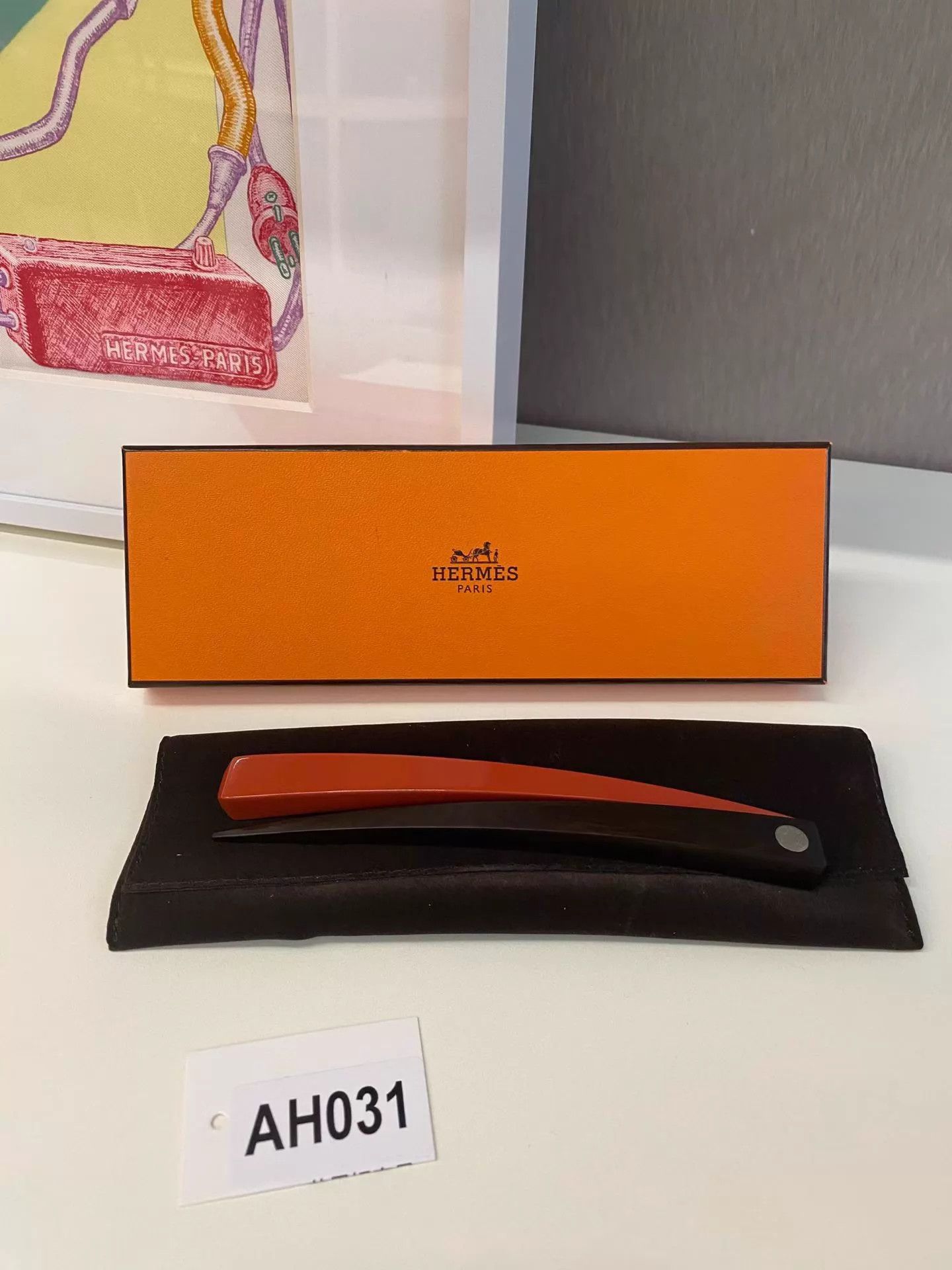 Hermes Hermes 15x1.2 hairpin with box dust bag very new on sale Size ONE SIZE - 2 Thumbnail