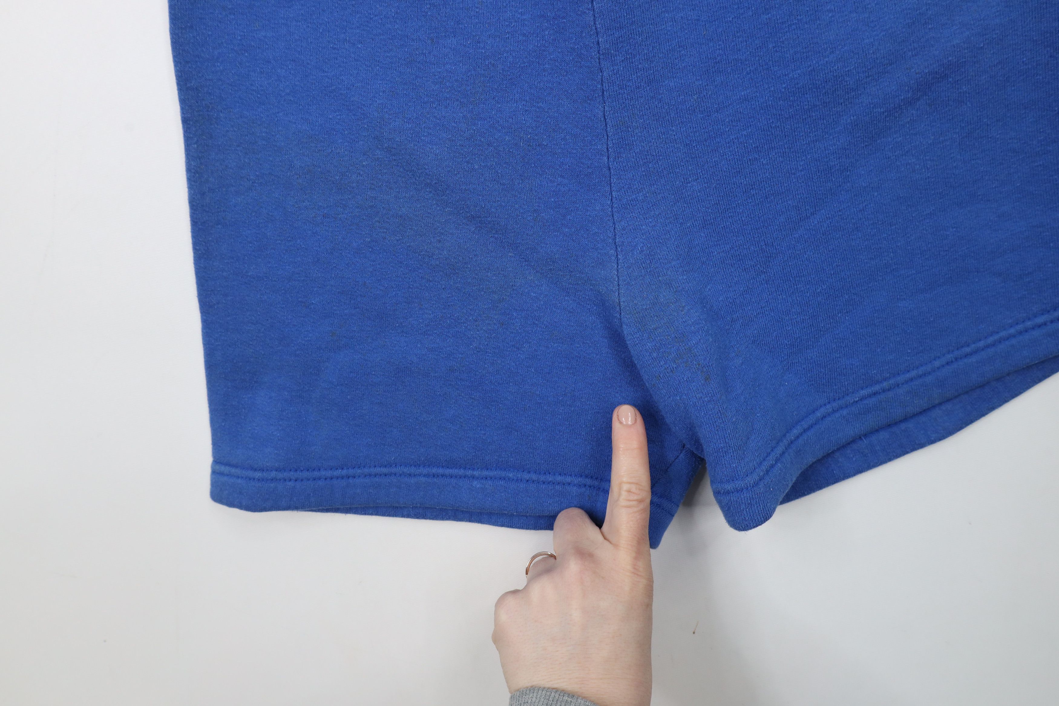 Vintage Vintage 70s Wilson Spell Out Sweatpants Shorts Blue USA Size US 32 / EU 48 - 5 Thumbnail