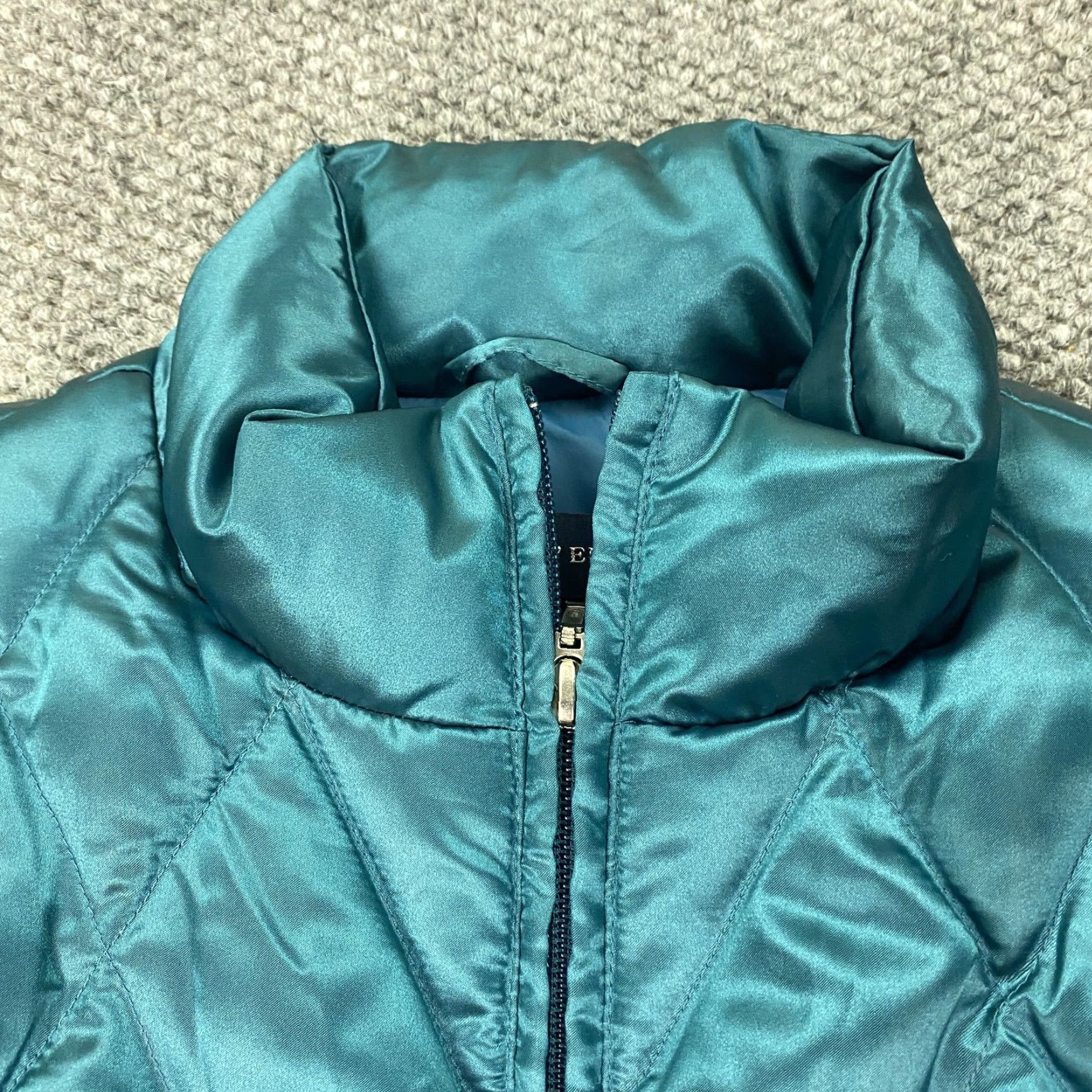 Lands' End Lands End Vest Womens Medium Teal Quilted Goose Down Puffer Insulated Zip Shiny Size M / US 6-8 / IT 42-44 - 4 Thumbnail