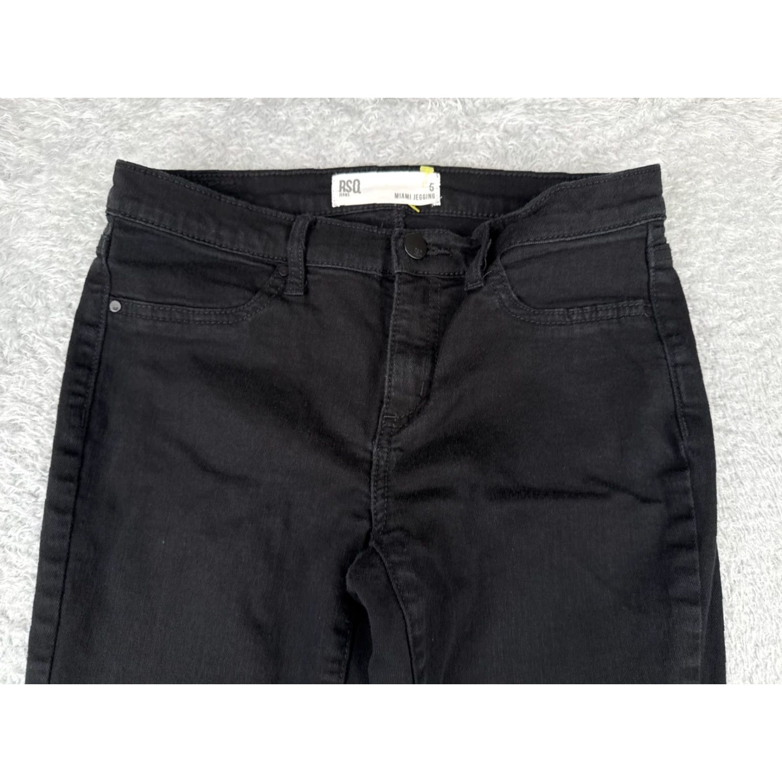 Rsq RSQ Jeans Juniors Black Denim Skinny Low Rise 5 26x27 5-Pocket Design Cotton Blend Medium Wash Jeans Womens Girls Size 27" / US 4 / IT 40 - 4 Thumbnail