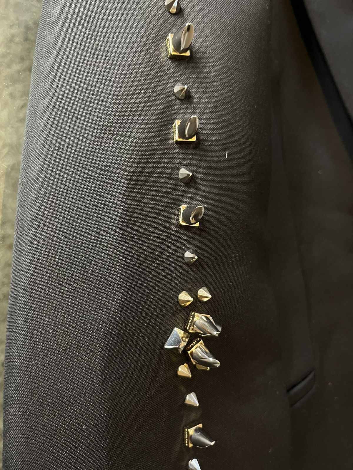Givenchy Givenchy spike limited tailored blazer Size XS / US 0-2 / IT 36-38 - 6 Thumbnail