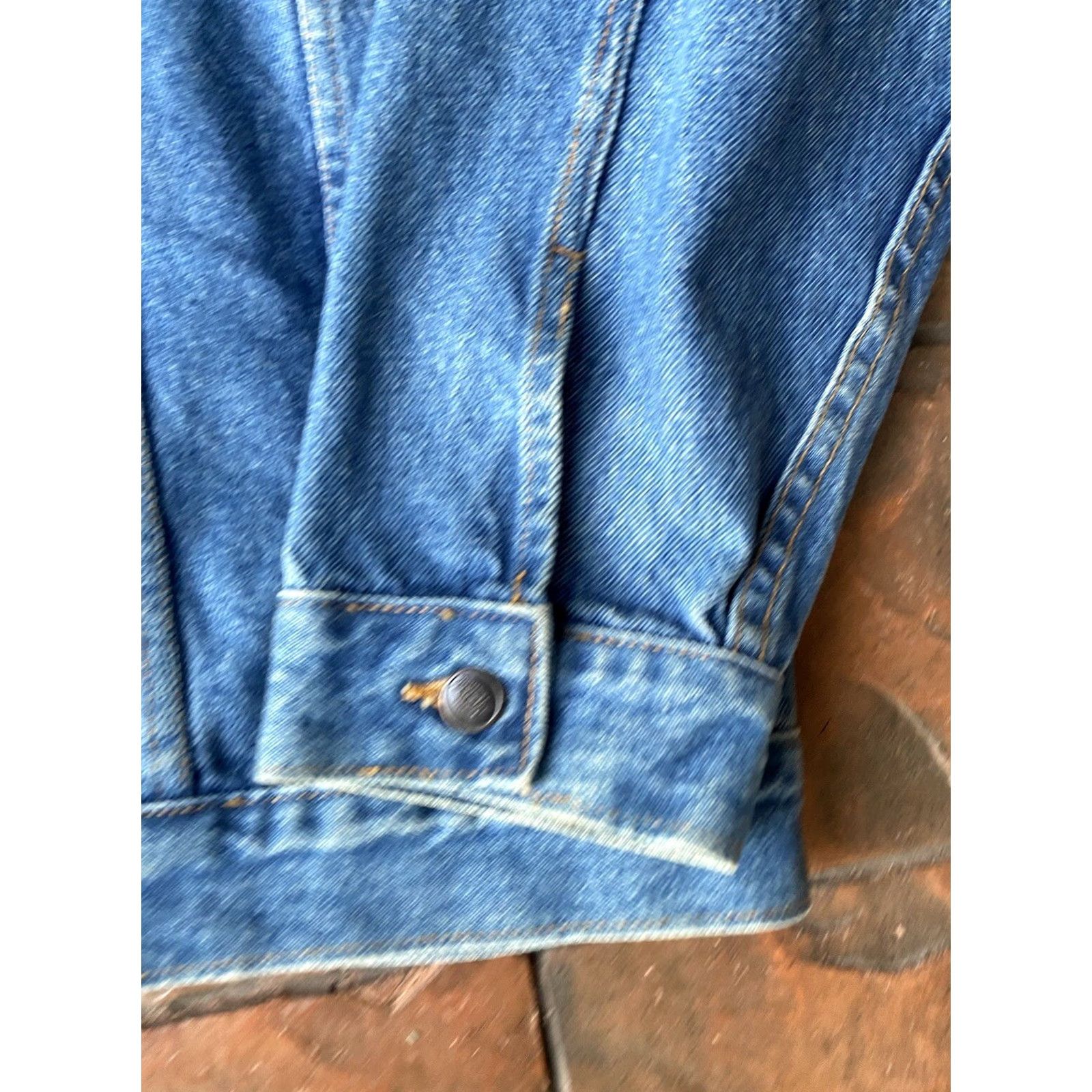 Dickies VINTAGE 90s DICKIES Trucker Work Denim Jean Jacket Men’s XL Light Wash Blue 80s 90s Classic Outerwear Workwear Mens Jacket Size US 36 / EU 52 - 7 Thumbnail