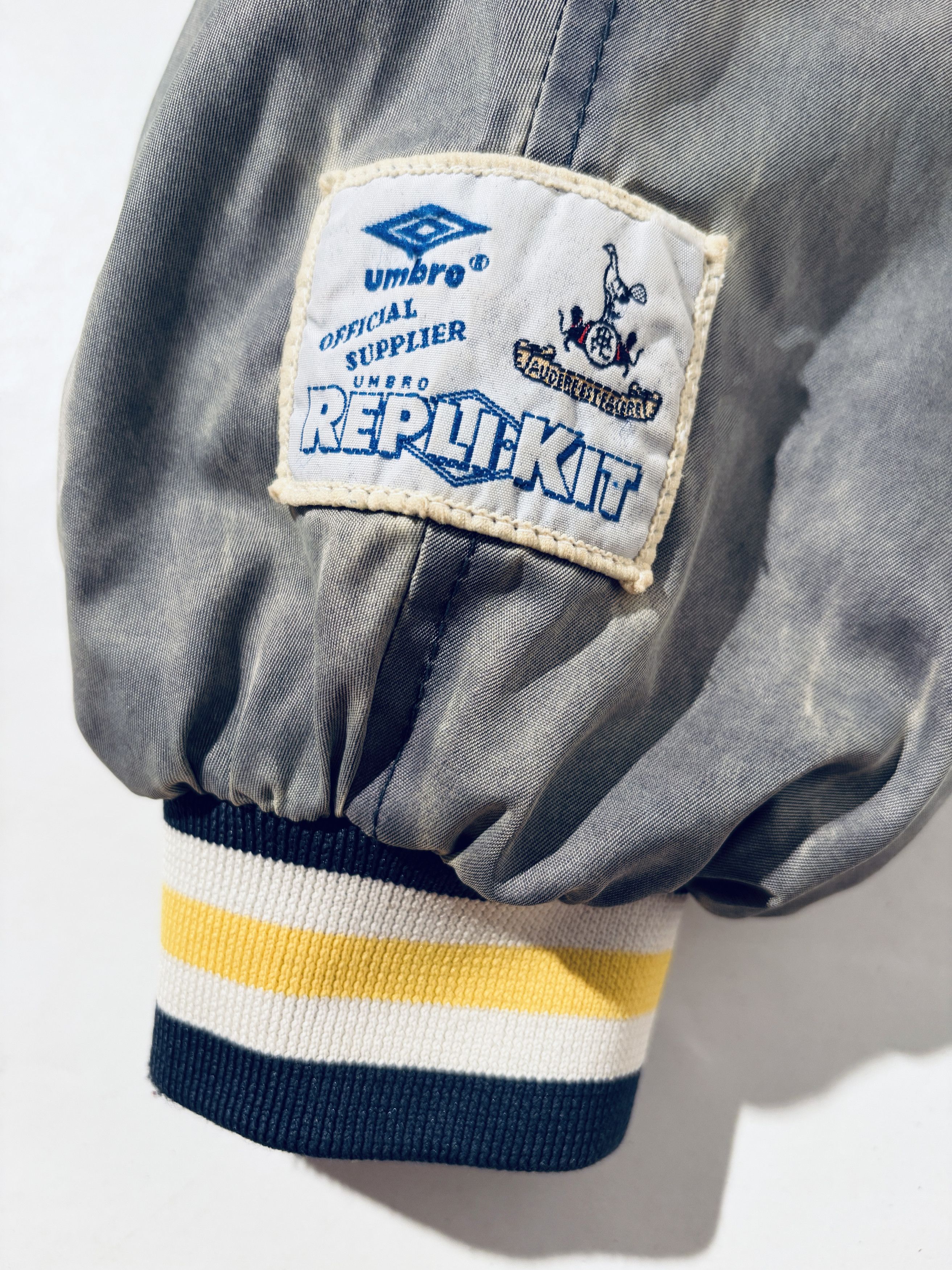Umbro Tottenham Hotspur Bomber Jacket 1990 - 1992 Spurs Size US M / EU 48-50 / 2 - 4 Thumbnail