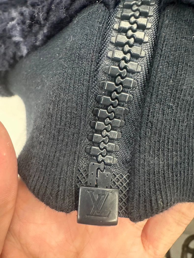 Louis Vuitton Louis Vuitton Teddy full logo suede jacket 2505-Nextarrow Size US M / EU 48-50 / 2 - 6 Thumbnail