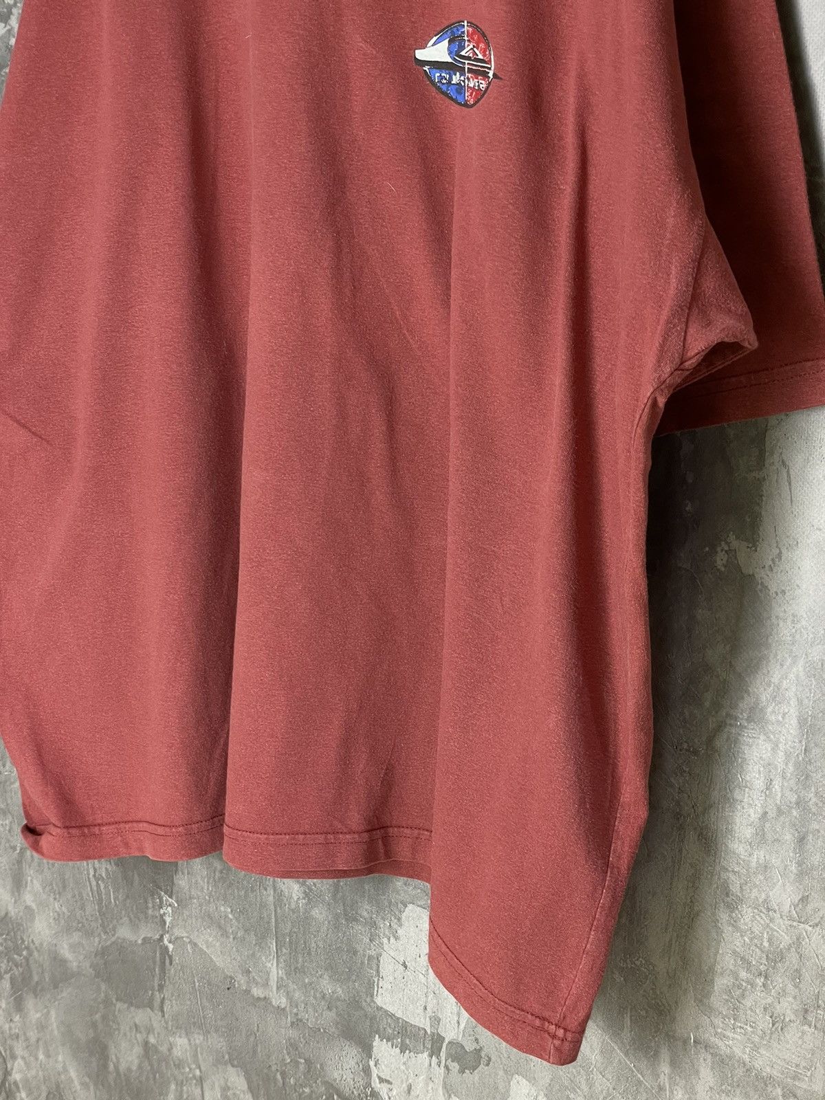 Quiksilver Vintage QuikSilver Surf Style Big Logo 90s Tshirt Size US XL / EU 56 / 4 - 9 Thumbnail