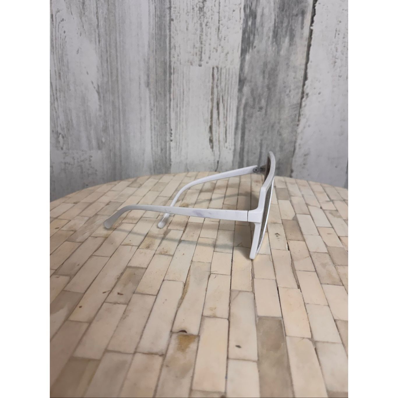 Other White Oversized Square Sunglasses Retro Shield Frame Size ONE SIZE - 2 Thumbnail