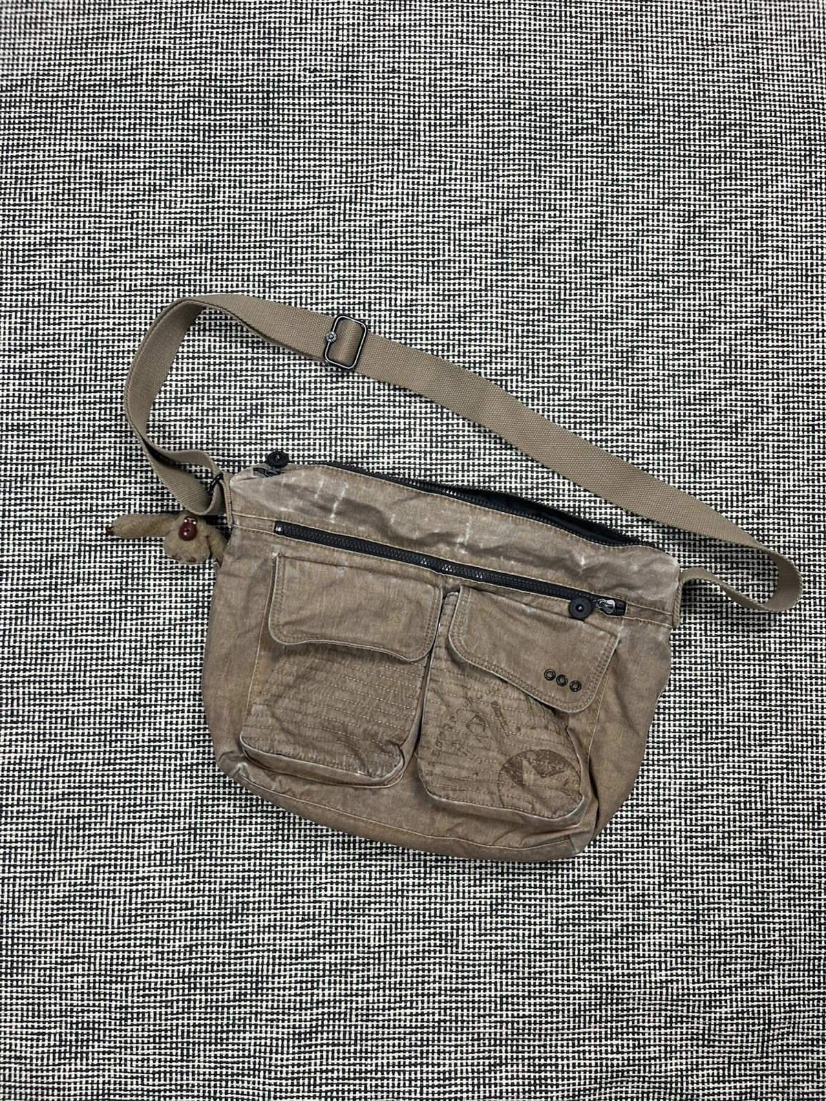 Vintage Washed Y2K Sand Cargo Kipling Crossbody Bag Oakley Style in Beige, Men's