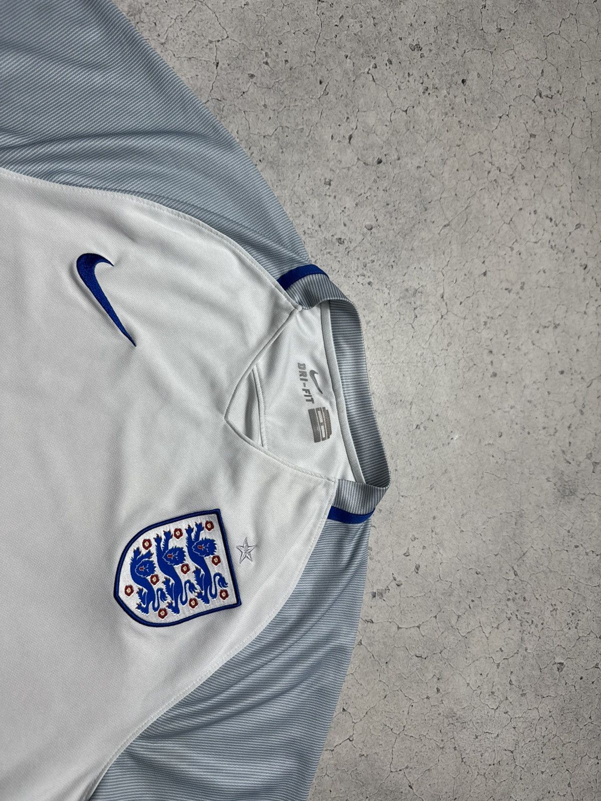 Nike Nike England Team 2016/2018 Vintage Soccer Jersey Football Size US M / EU 48-50 / 2 - 5 Thumbnail