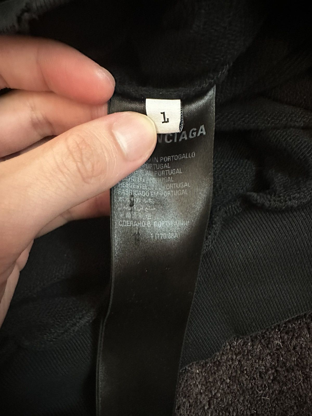 Balenciaga Balenciaga Be Different apple hoodie Size US L / EU 52-54 / 3 - 3 Thumbnail