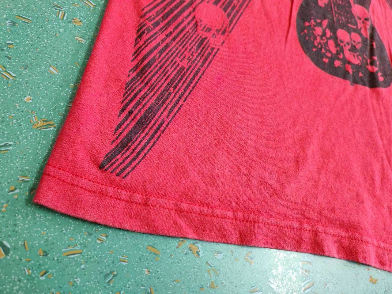 Other Rock Skull Guitar 00's Vintage T Shirt Medium 20.5/30 Size US M / EU 48-50 / 2 - 4 Thumbnail