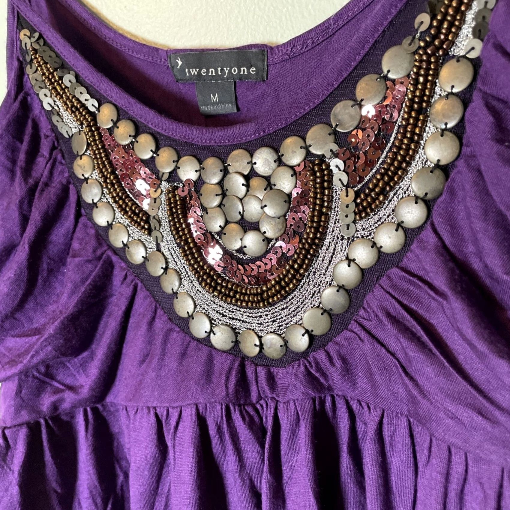 Vintage Twentyone Tank Top M Sequins Beaded Silver Threads Metal Purple Sleeveless Spaghetti Strap Casual Party/Cocktail Workwear Womens 90s Style Size M / US 6-8 / IT 42-44 - 2 Thumbnail