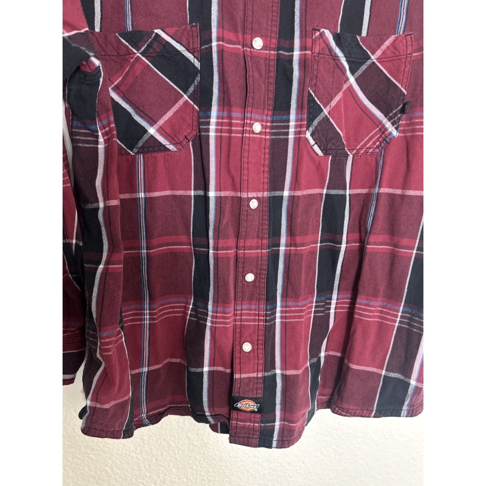 Dickies Dickies Mens XL Long Sleeve Pearl Snap Shirt Burgundy Plaid Flannel Cotton Size US XL / EU 56 / 4 - 5 Thumbnail