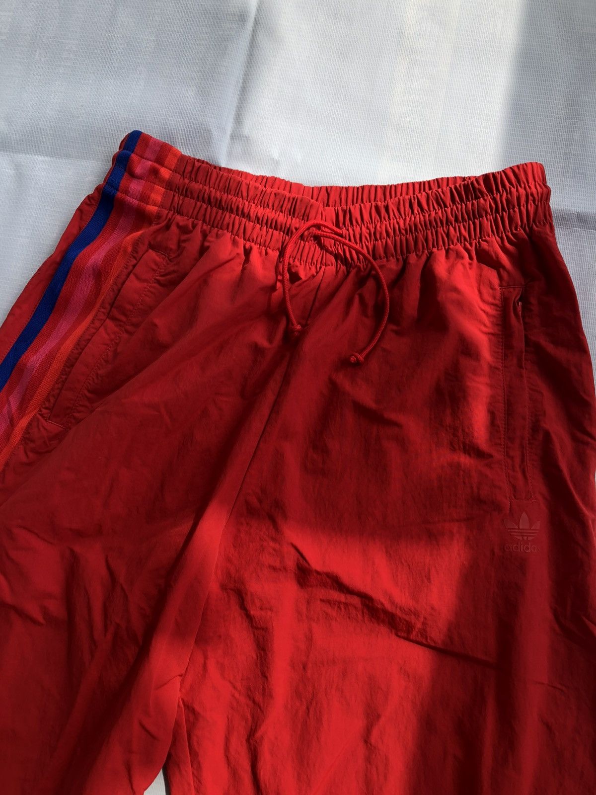 Adidas Vintage Adidas Trefoil Red jogger pant Size US 29 - 2 Thumbnail