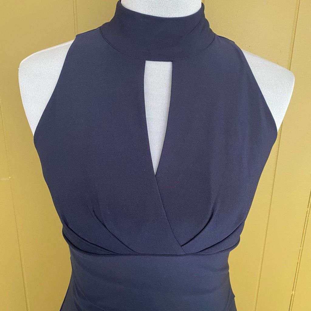 White House Black Market White House Black Market women 4 instantly slimming layered Size S / US 4 / IT 40 - 2 Thumbnail