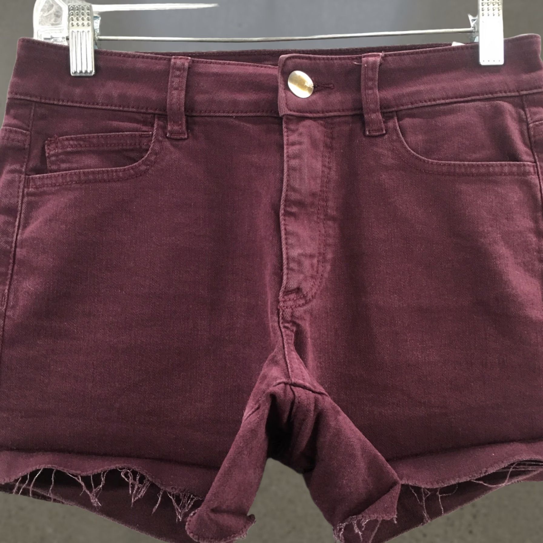 American Eagle Outfitters American Eagle Outfitters Womens 4 Burgundy Zip Cut-Off Shorts Denim Stretch 29x4 Vintage No Jeans Summer Casual Beach Size 27" / US 4 / IT 40 - 1 Thumbnail