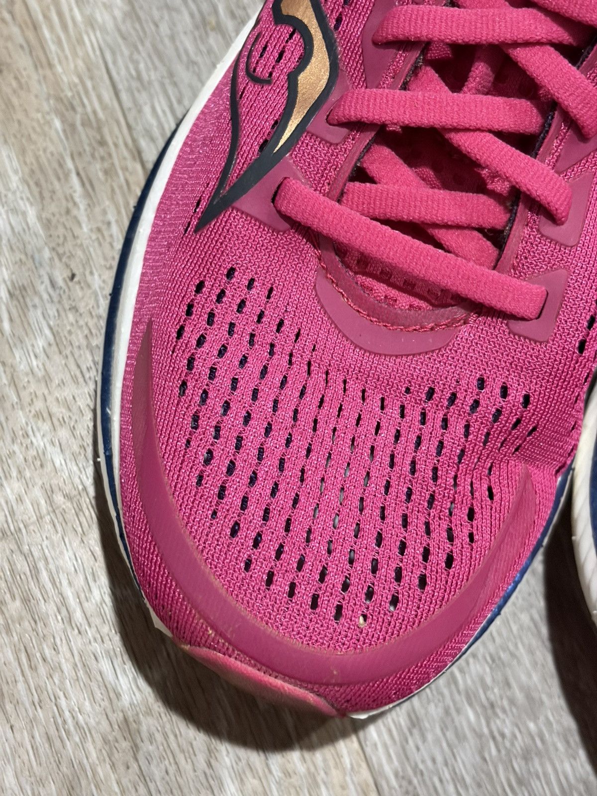 Saucony Saucony Triumph 20 Women's Running Shoes Pink Size US 8.5 / IT 38.5 - 3 Thumbnail