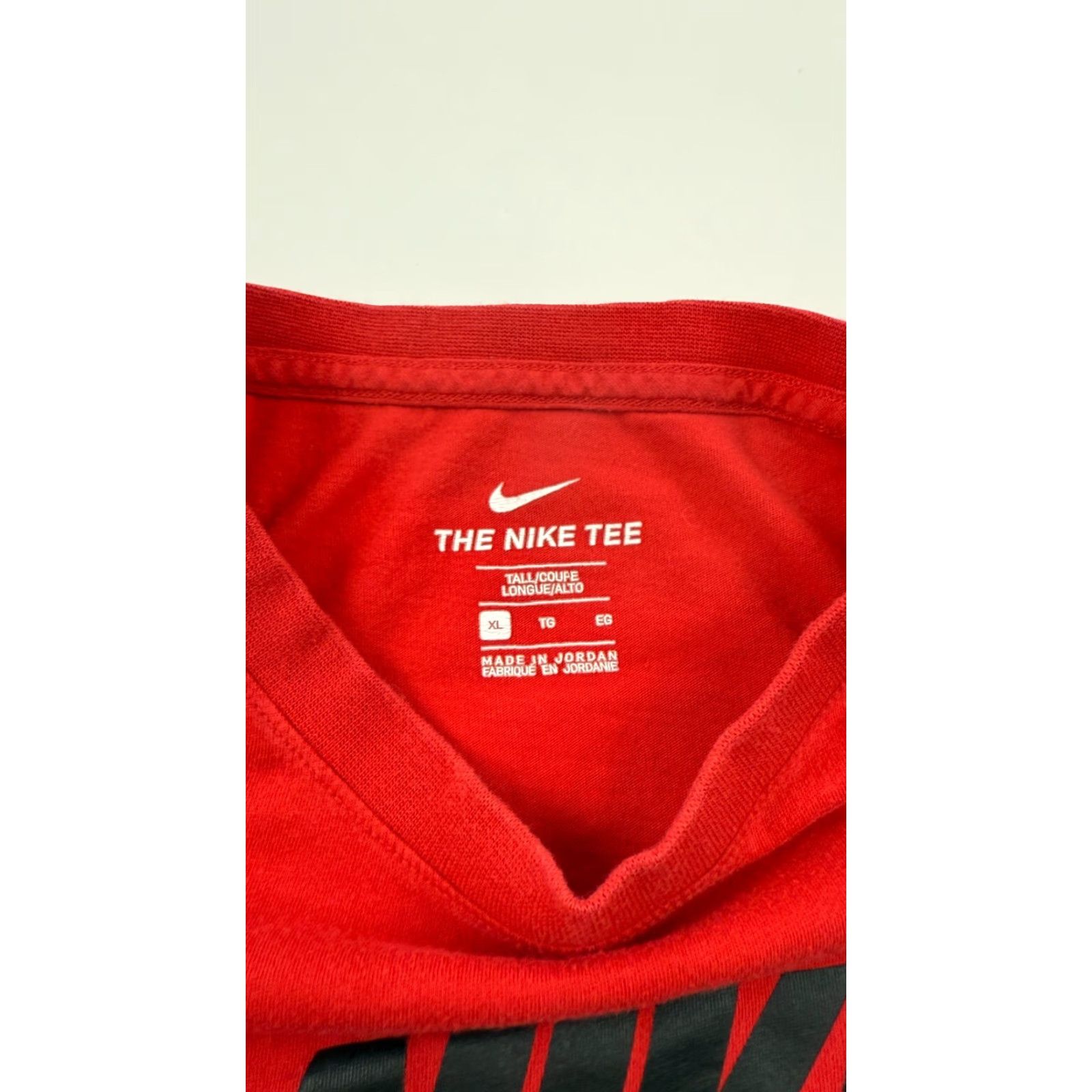 Nike Nike Shirt Mens XL Red Short Sleeve Crew Neck Tee Light Weight Spell Out Logo Outdoor Summer Spring Regular Fit Size US XL / EU 56 / 4 - 4 Thumbnail