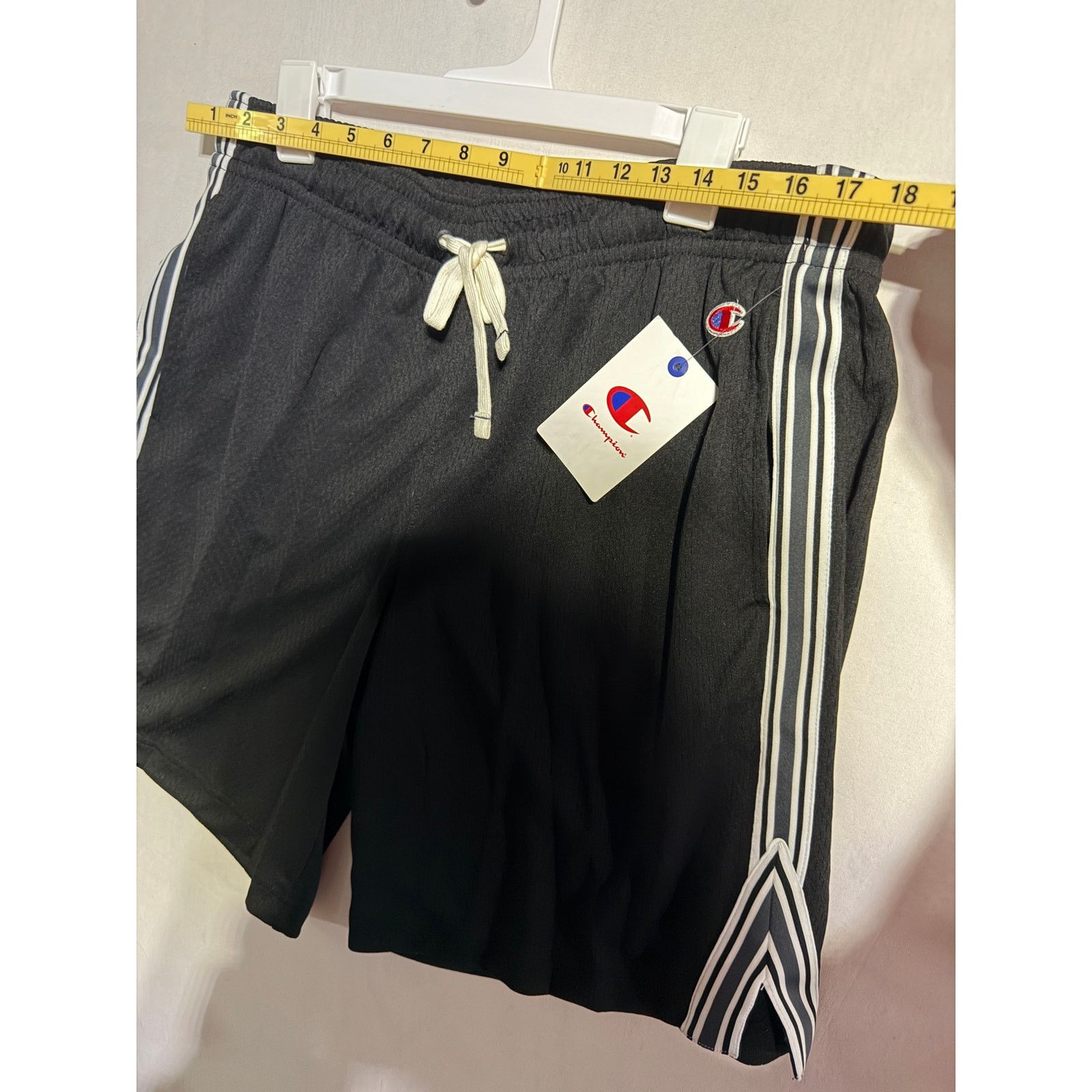 Champion Champion Mesh Shorts Large Black Stripe Drawstring Athletic Size US 36 / EU 52 - 12 Thumbnail