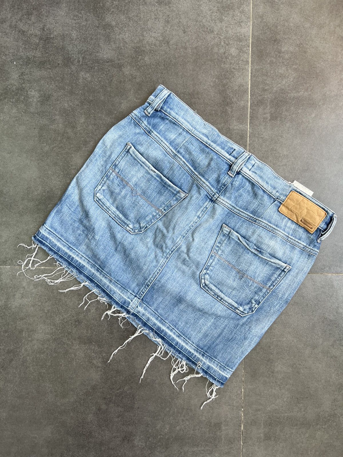 Diesel VINTAGE DIESEL DISTRESSED SKIRT DENIM JEANS Size 27" / US 4 / IT 40 - 6 Thumbnail
