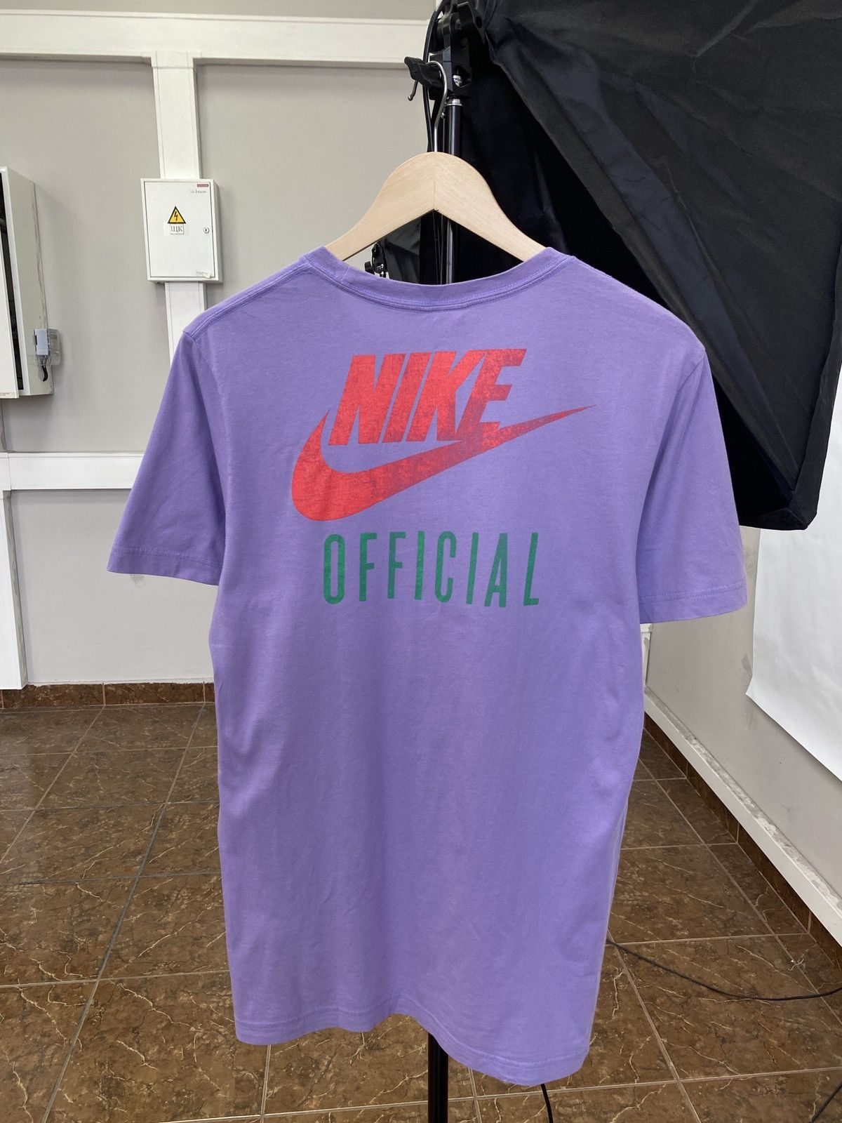 Nike 🇺🇸 Vintage 1990 Nike T-Shirt Rare Retro Hype Y2K Size US M / EU 48-50 / 2 - 1 Thumbnail