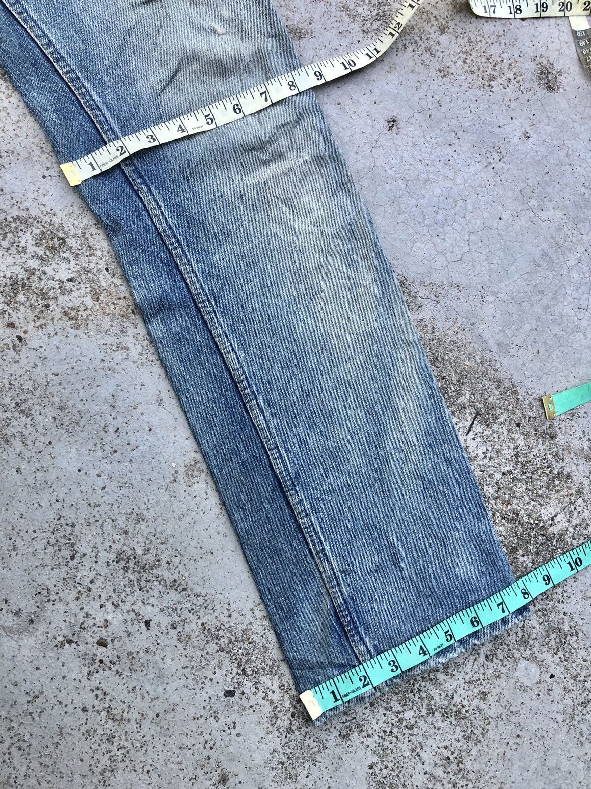 Helmut Lang VTGE HELMUT LANG DISTRESSED DENIM Size US 30 / EU 46 - 18 Thumbnail