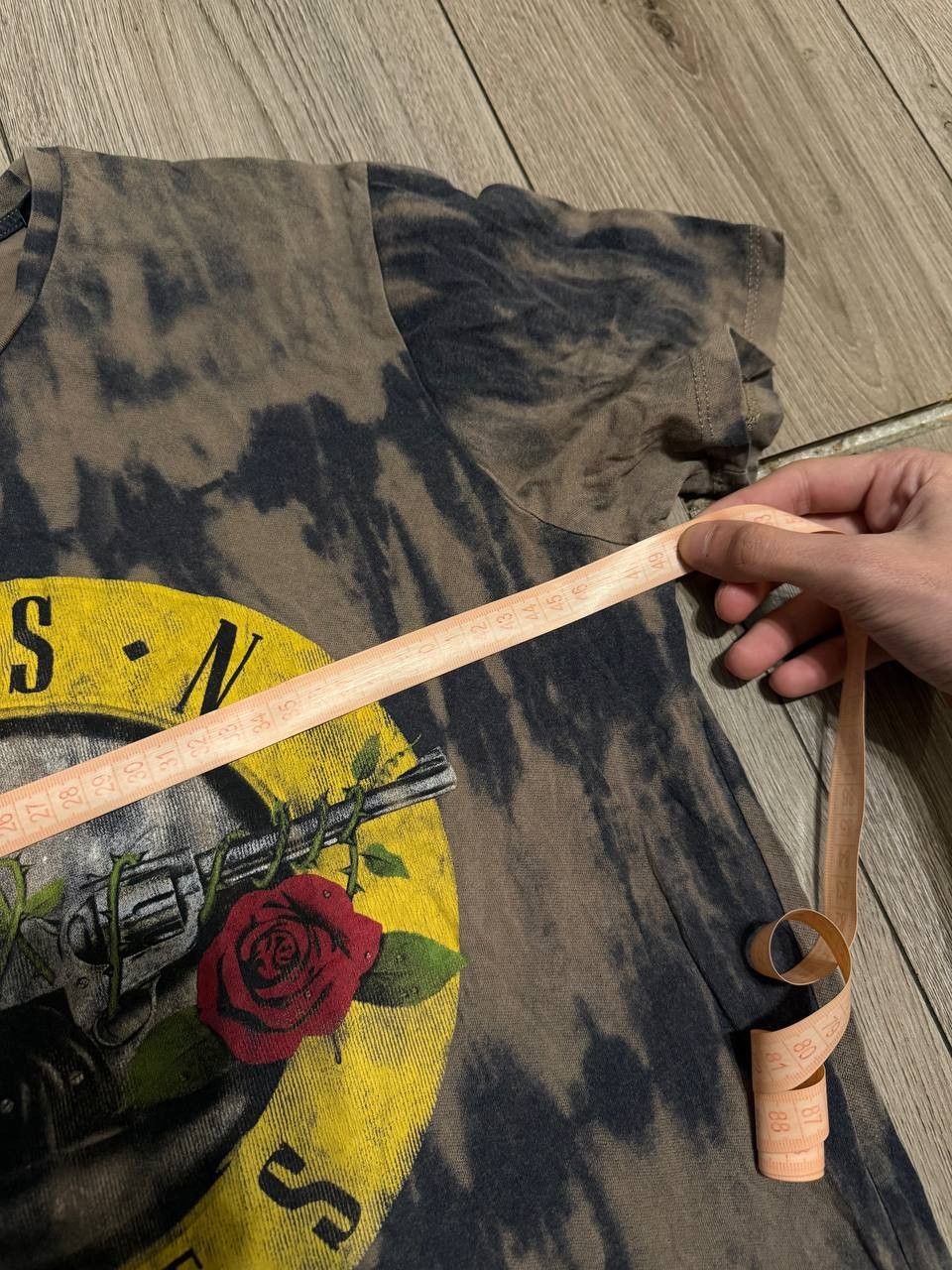 Guns N' Roses Guns N Roses T-shirt MEns Size S Multicolor 2021 Size US S / EU 44-46 / 1 - 7 Thumbnail