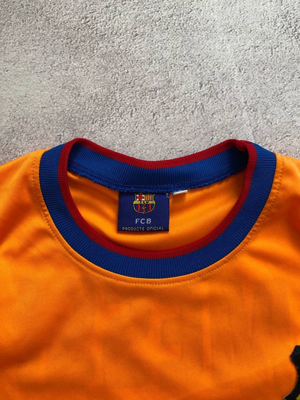 Vintage Messi Barcelona distressed jersey soccer Size US L / EU 52-54 / 3 - 6 Thumbnail