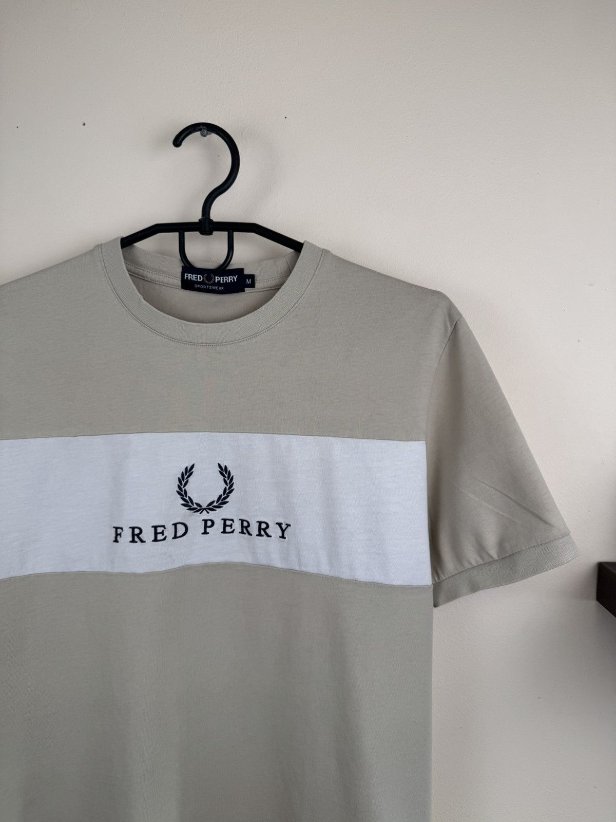 Fred Perry Fred Perry T shirt Casual Street Football Beige White M Size US M / EU 48-50 / 2 - 8 Thumbnail