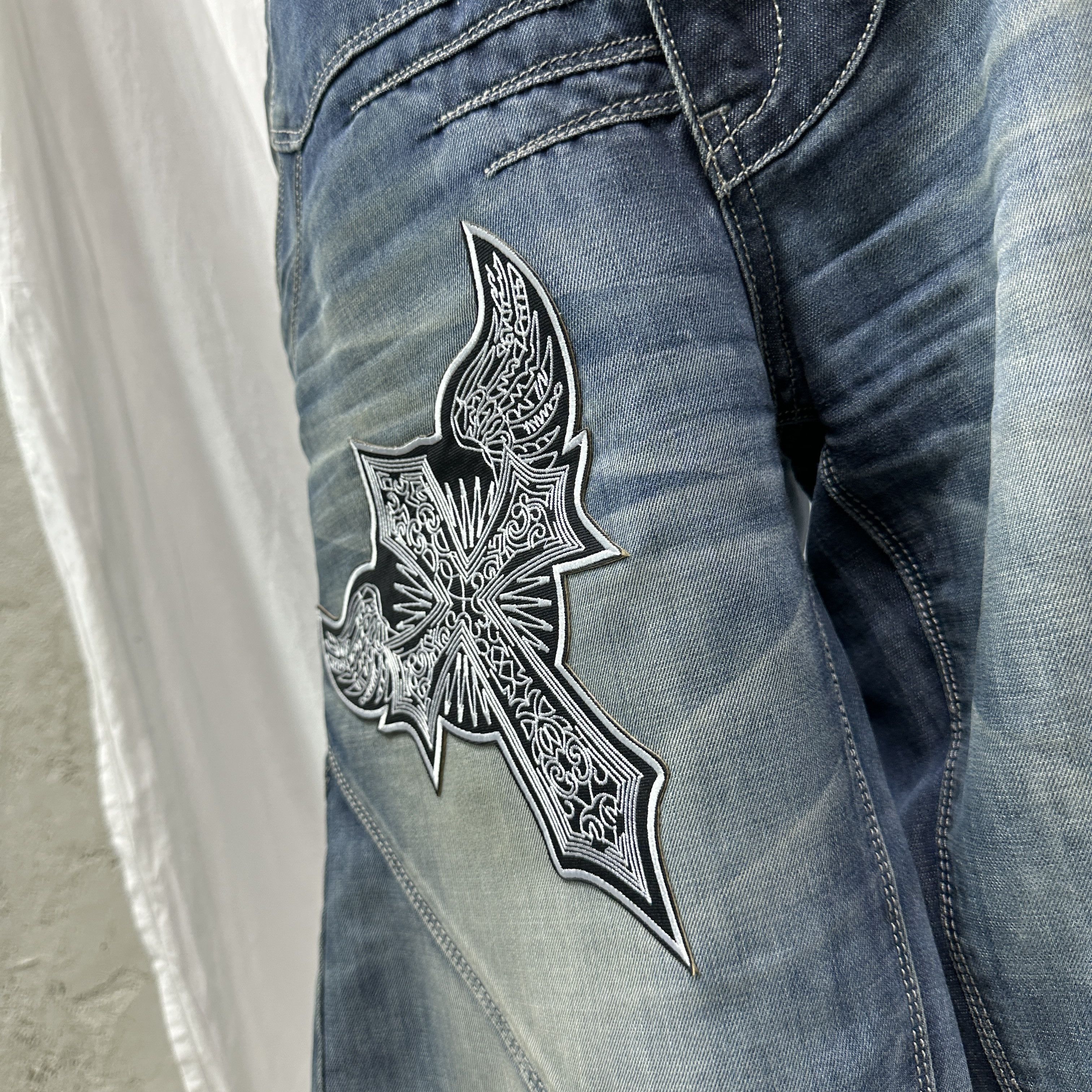 Vintage Vintage Denim Hip Hop Streetwear Washed Jeans Jorts Y2K Size US 33 - 7 Thumbnail