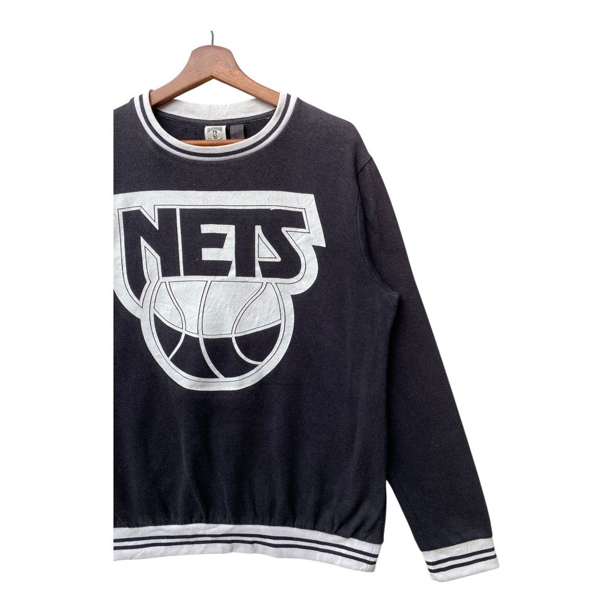 NBA Vintage NBA Nets Sweatshirt Big Logo Jumper Crewneck Size L Size US L / EU 52-54 / 3 - 4 Thumbnail