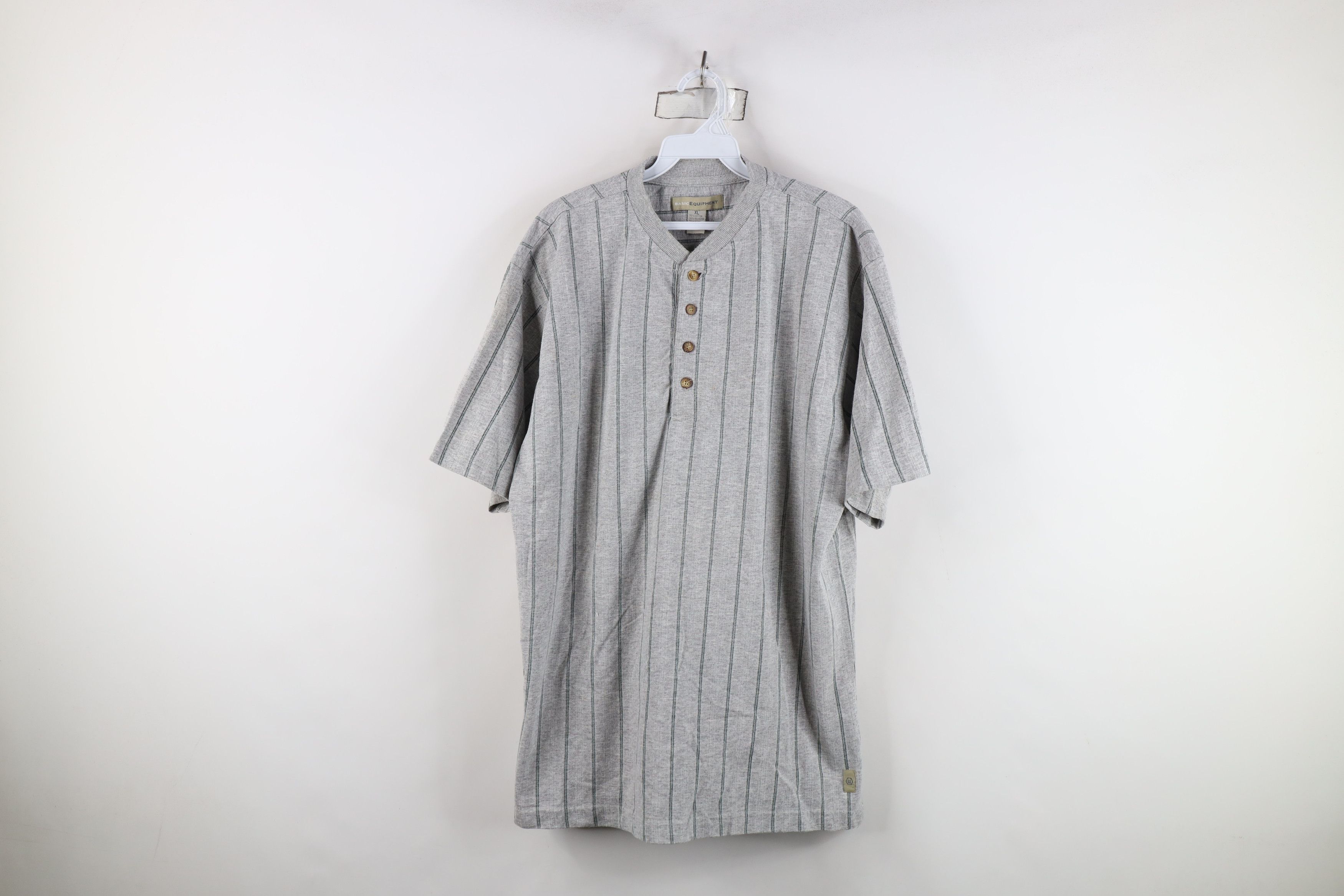 Vintage Vintage 90s Streetwear Short Sleeve Henley T-Shirt Gray Size US XL / EU 56 / 4 - 1 Thumbnail