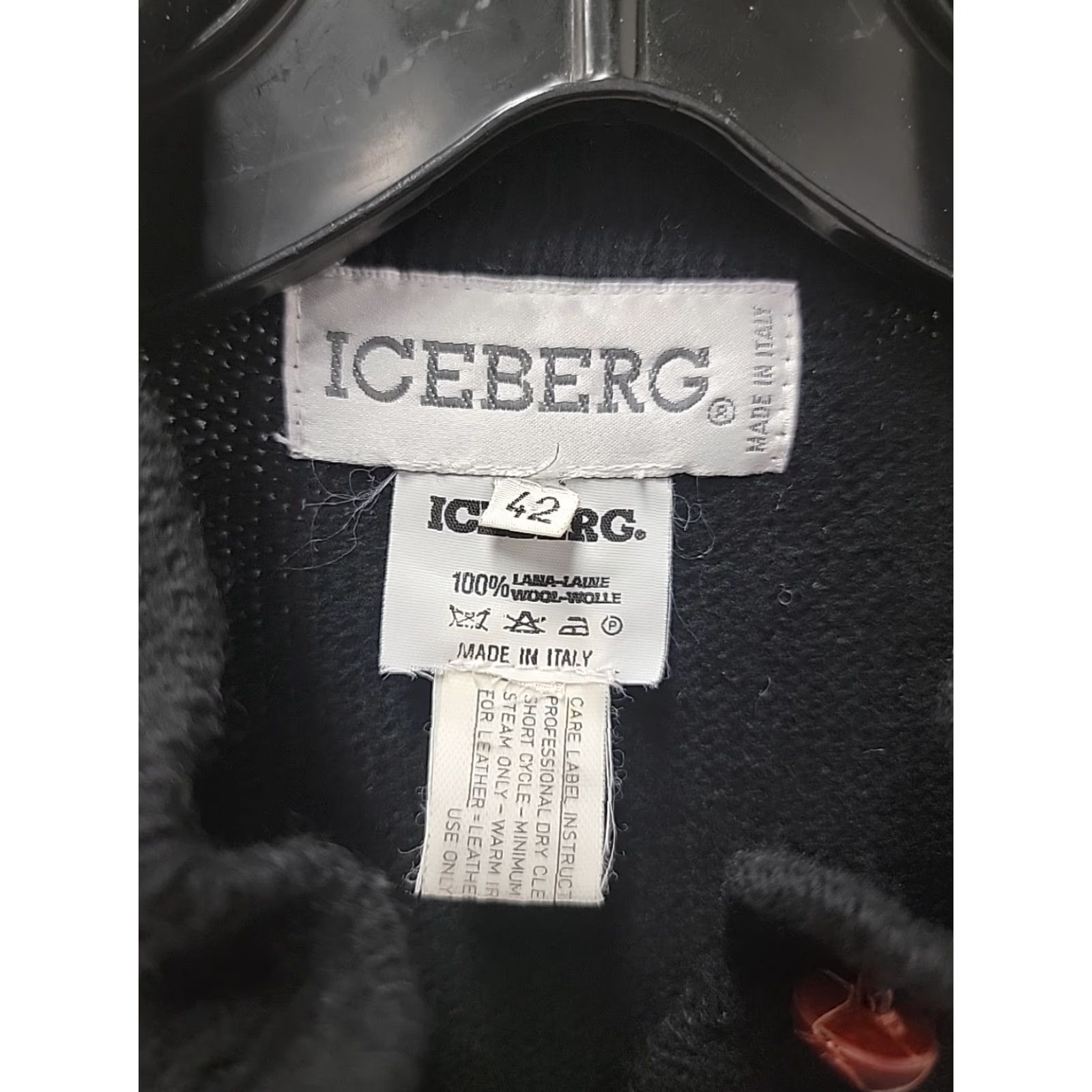 Vintage VINTAGE Iceberg Sweater Cardigan Women's 42 Black Wool Long Sleeve All Seasons 90s Agatha Christie Theme Mens Girls Size M / US 6-8 / IT 42-44 - 4 Thumbnail