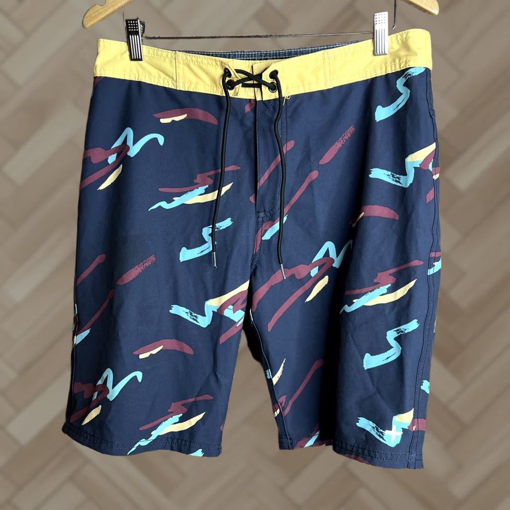 Tavik Tavik Shorts Mens 32 Blue Swim Bottom Geometric Pattern Beach Swimwear Size US 32 / EU 48 - 1 Thumbnail