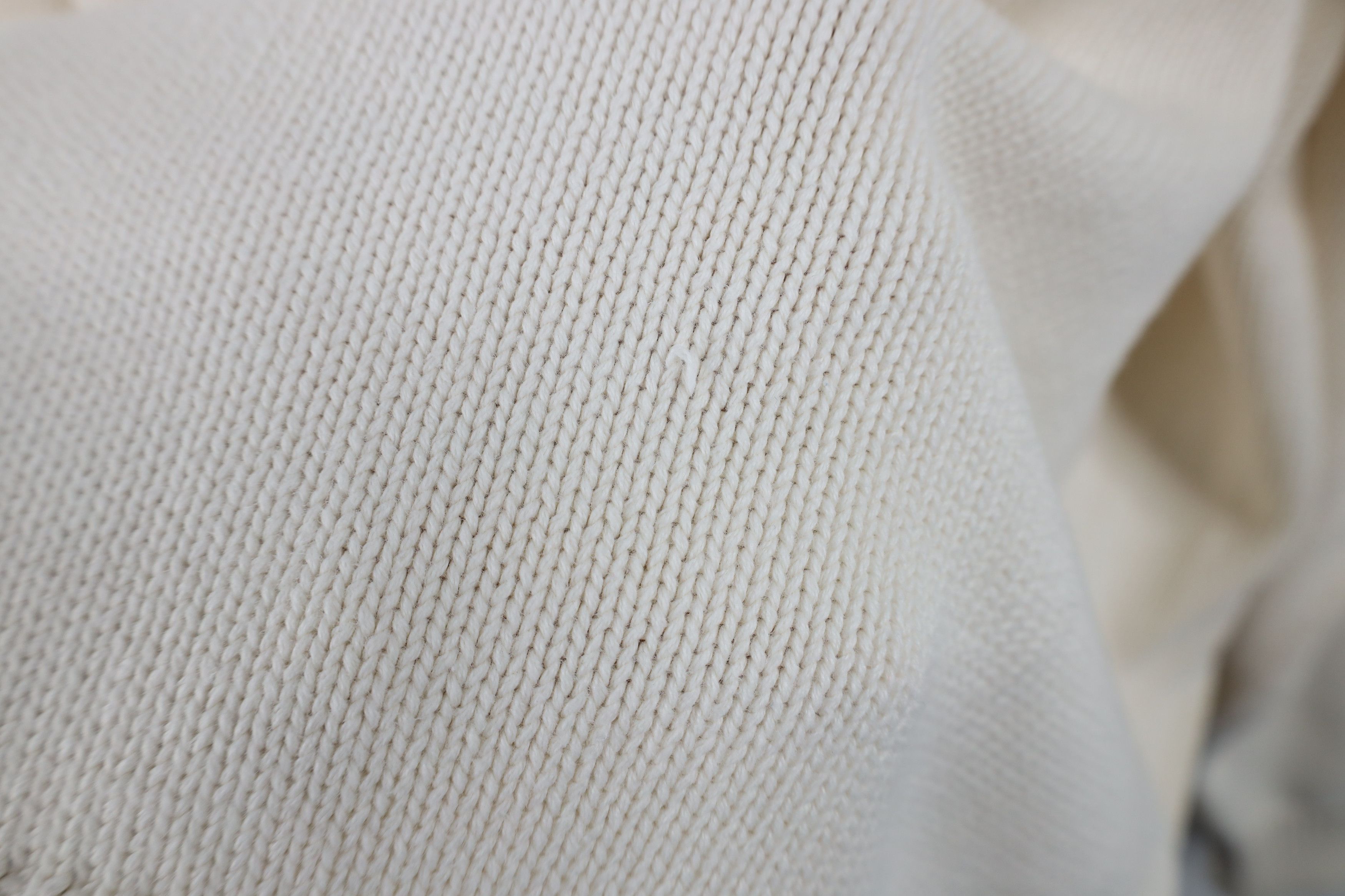 Vintage Vintage 90s Streetwear Heavyweight Cotton Knit Sweater Cream Size US XXL / EU 58 / 5 - 7 Thumbnail