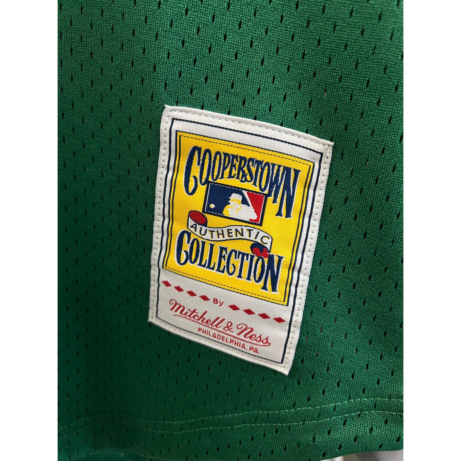 Cooperstown Collection Mitchell & Ness Oakland Athletics Cooperstown Jersey 40 M Size US M / EU 48-50 / 2 - 6 Thumbnail
