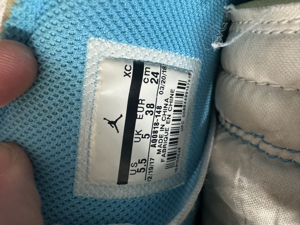 Jordan Brand × Off-White Nike Air Jordan 1 High OG Off-White UNC size 5.5 Size US 5.5 / EU 38 - 6 Thumbnail